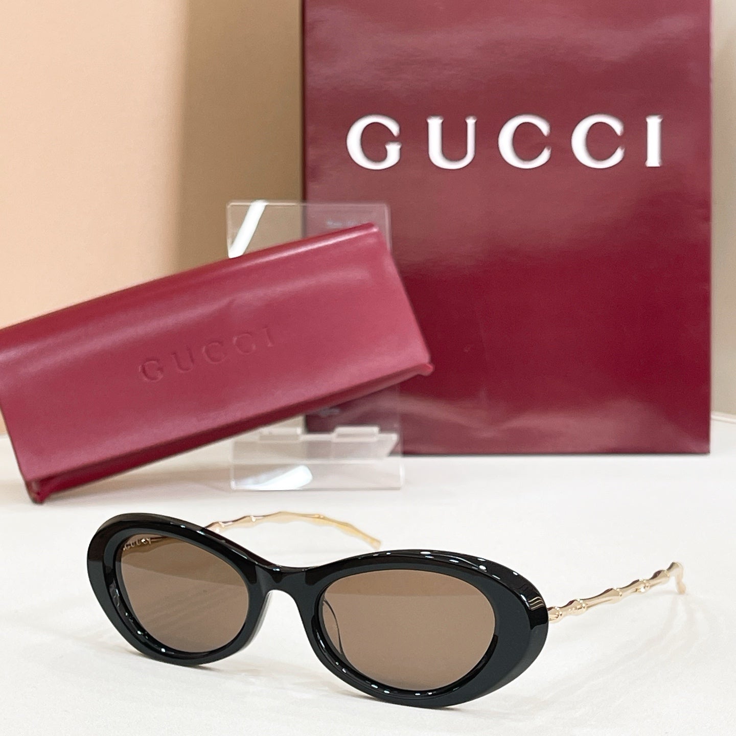 GUCCI Sunglasses-GG2381S