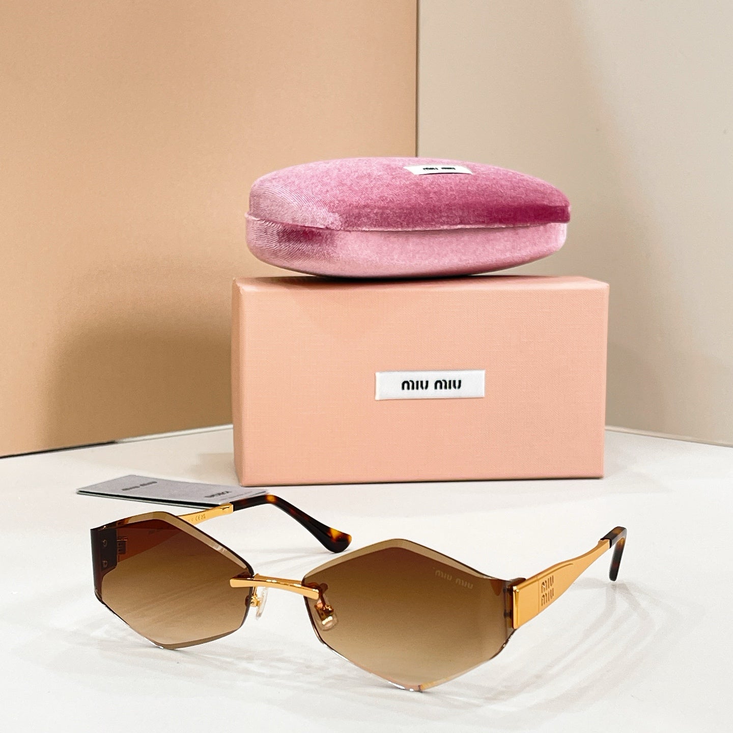 MiuMiu Sunglasses-MU 140AV