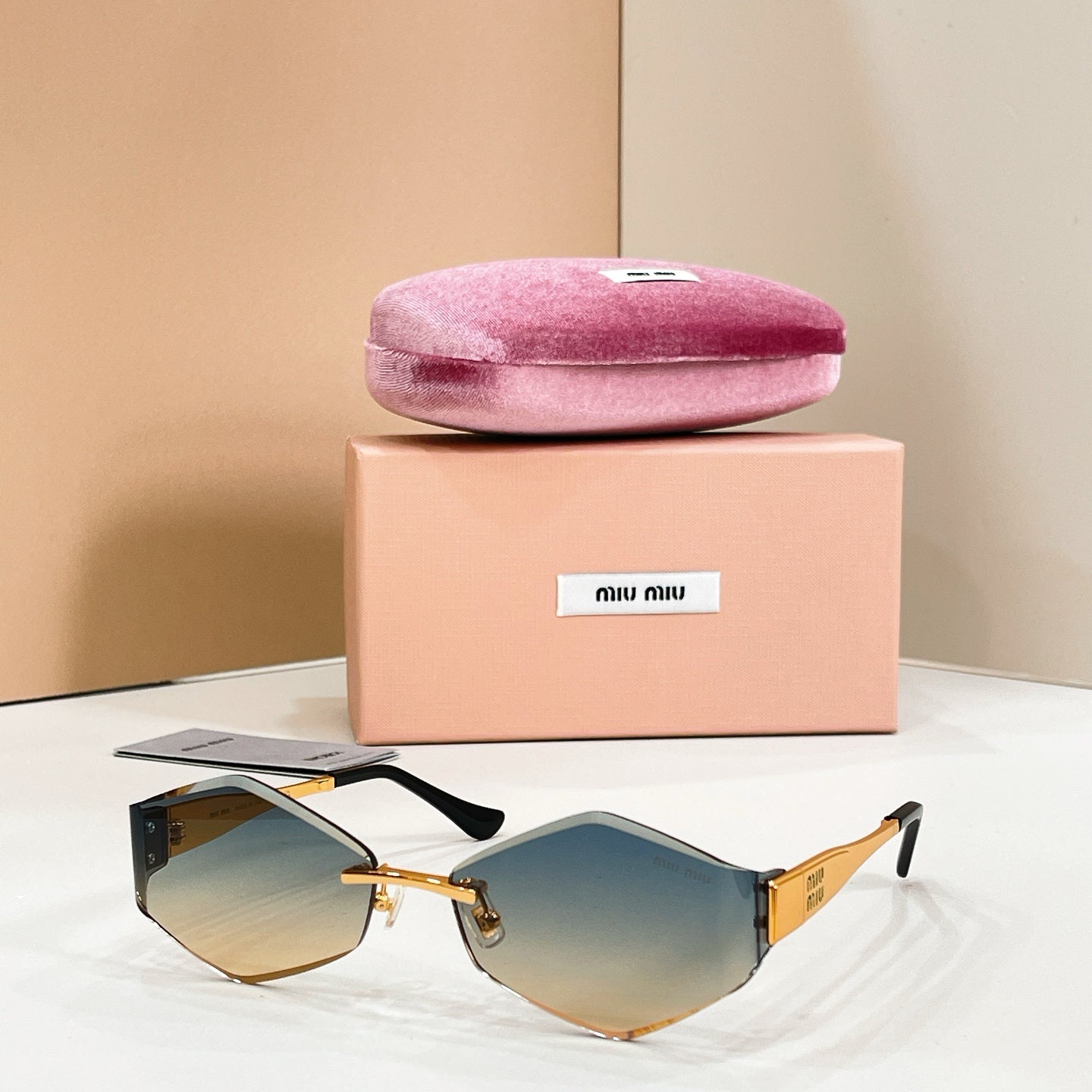 MiuMiu Sunglasses-MU 140AV