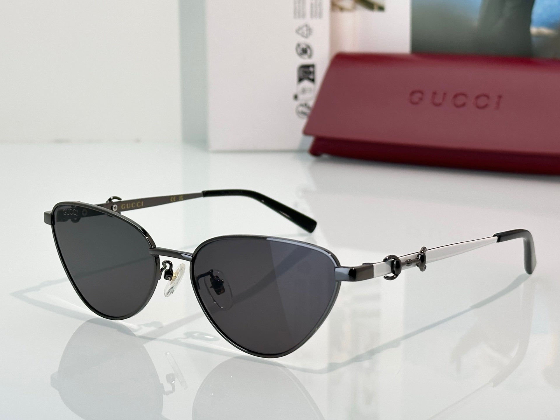 GUCCI Sunglasses-GG2054O