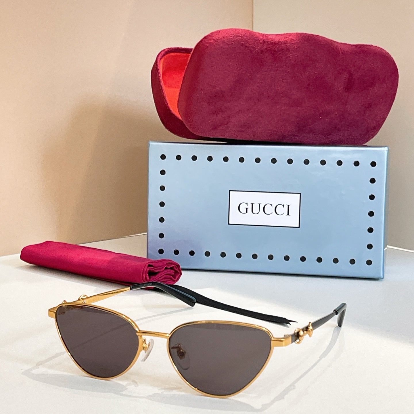 GUCCI Sunglasses-GG2054O