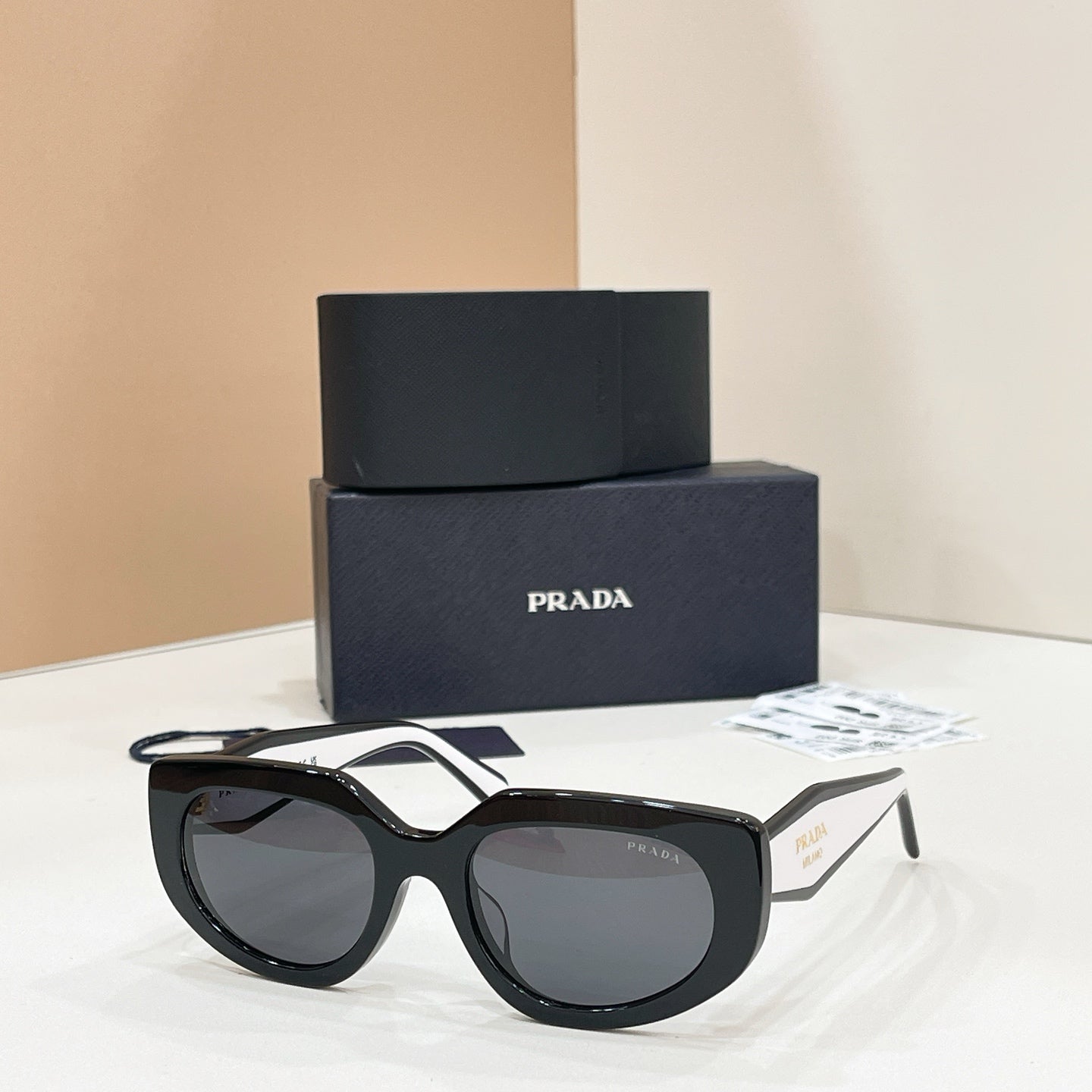 PRADA Sunglasses-SPR D02