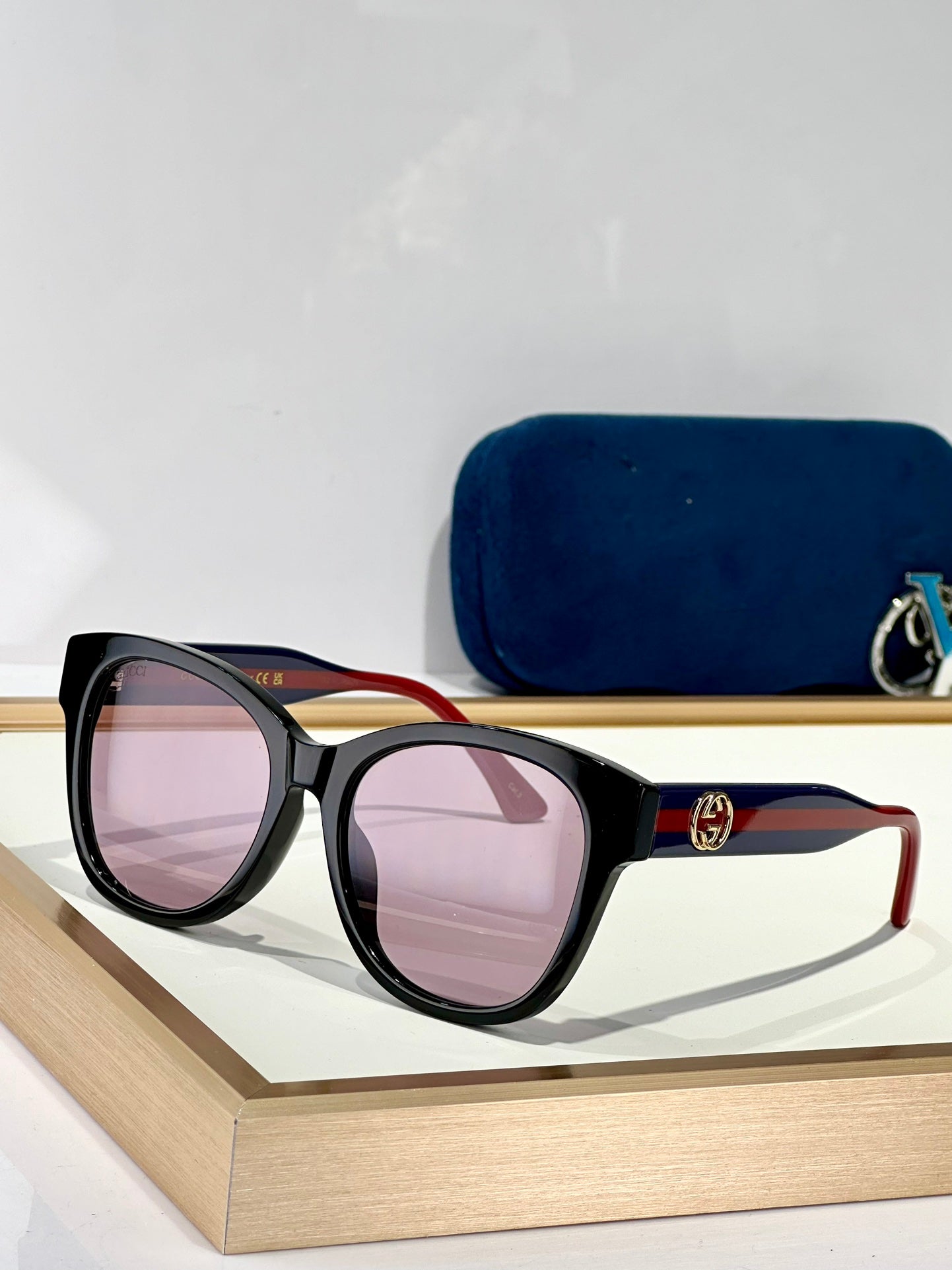 GUCCI Sunglasses-GG1866SK