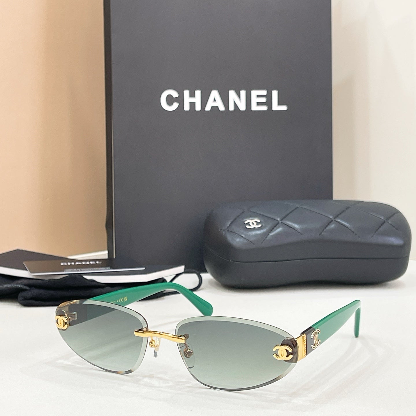 Chanel Sunglasses-CH1910Q