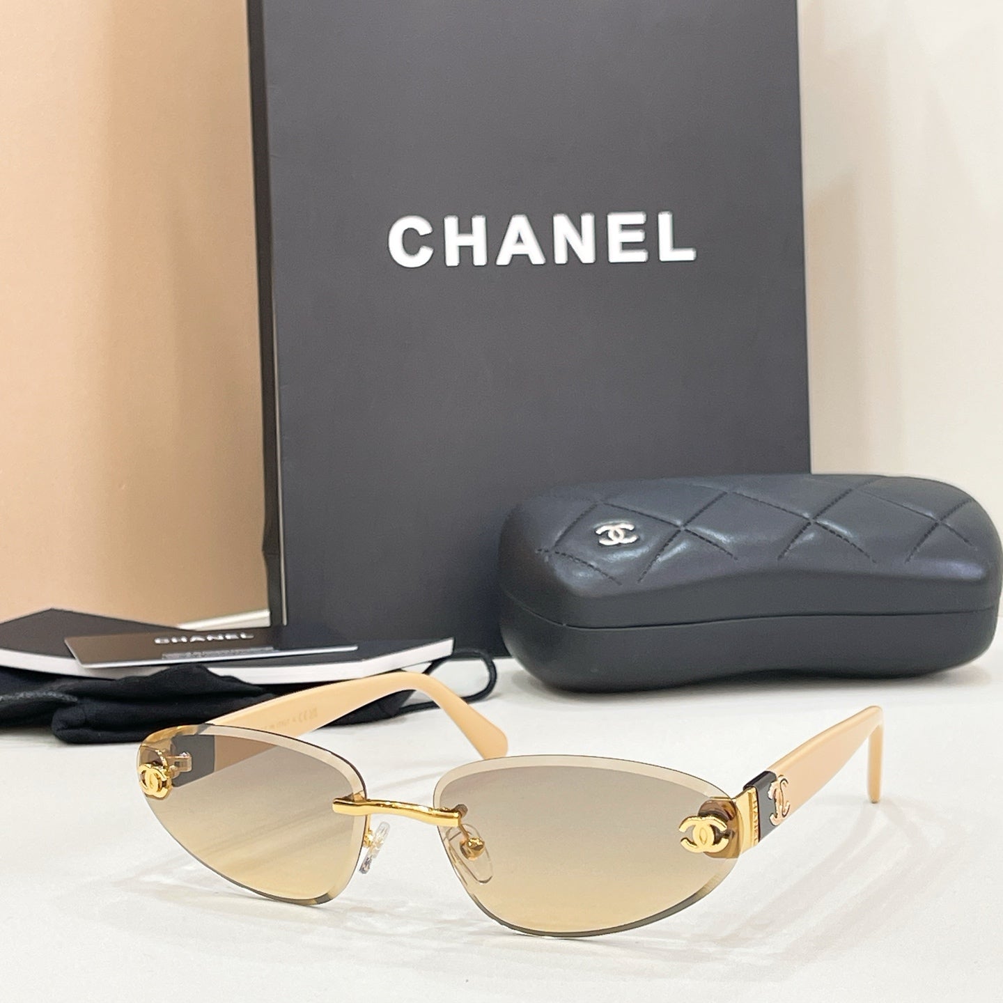 Chanel Sunglasses-CH1910Q