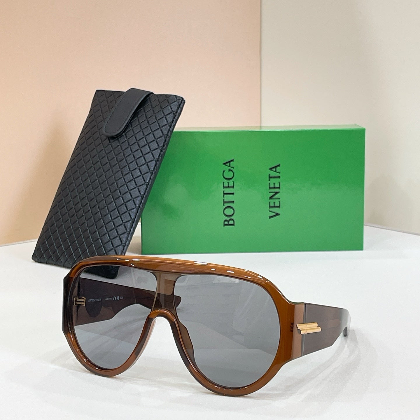 BOTTEGA VENETA Sunglasses-BV1345S