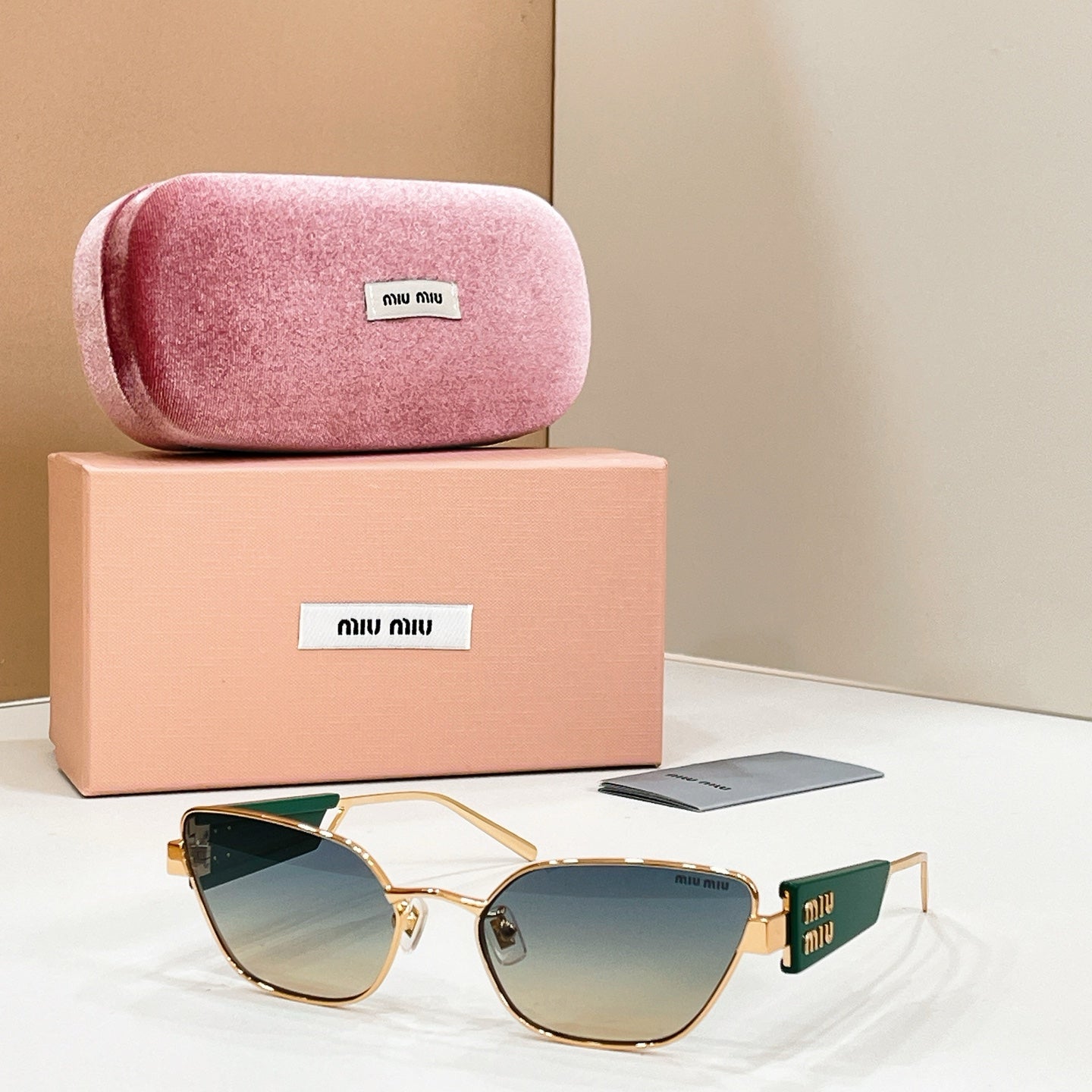 MiuMiu Sunglasses-SMU 65WS