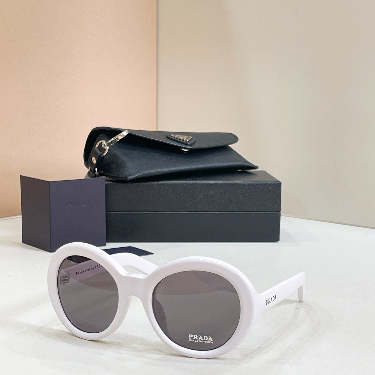 PRADA Sunglasses-SPR D08