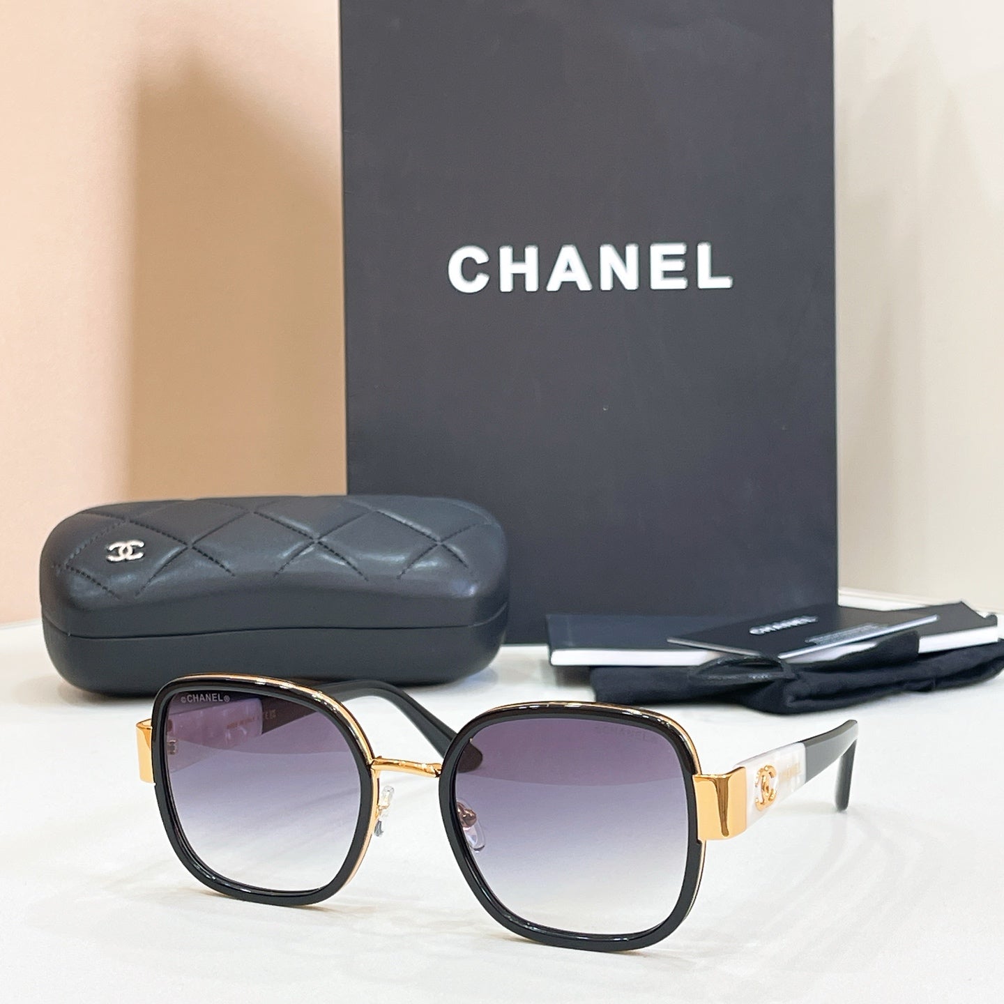 CHANEL Sunglasses-A72088