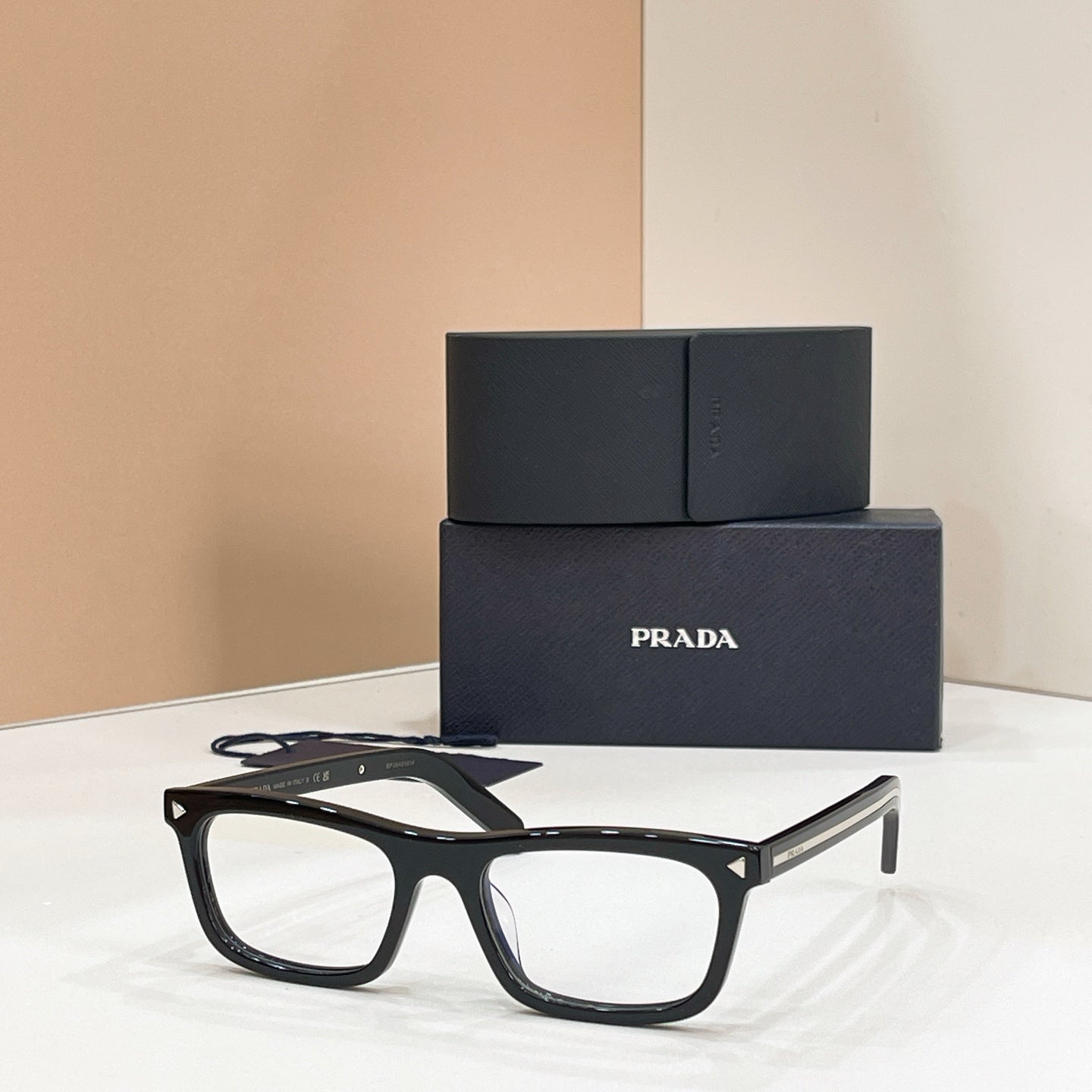 PRADA Sunglasses-SPR D05