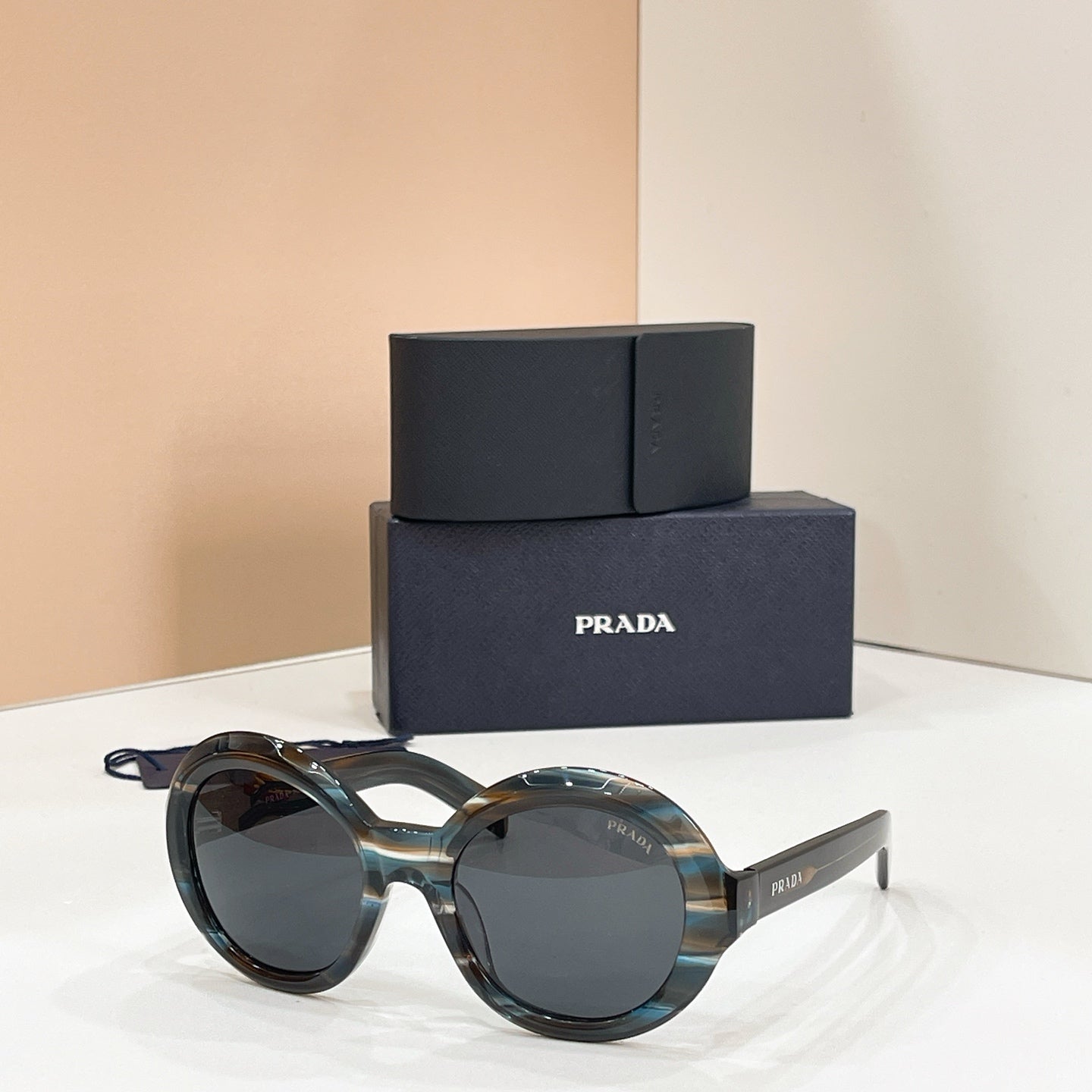 PRADA Sunglasses-PR D08SU