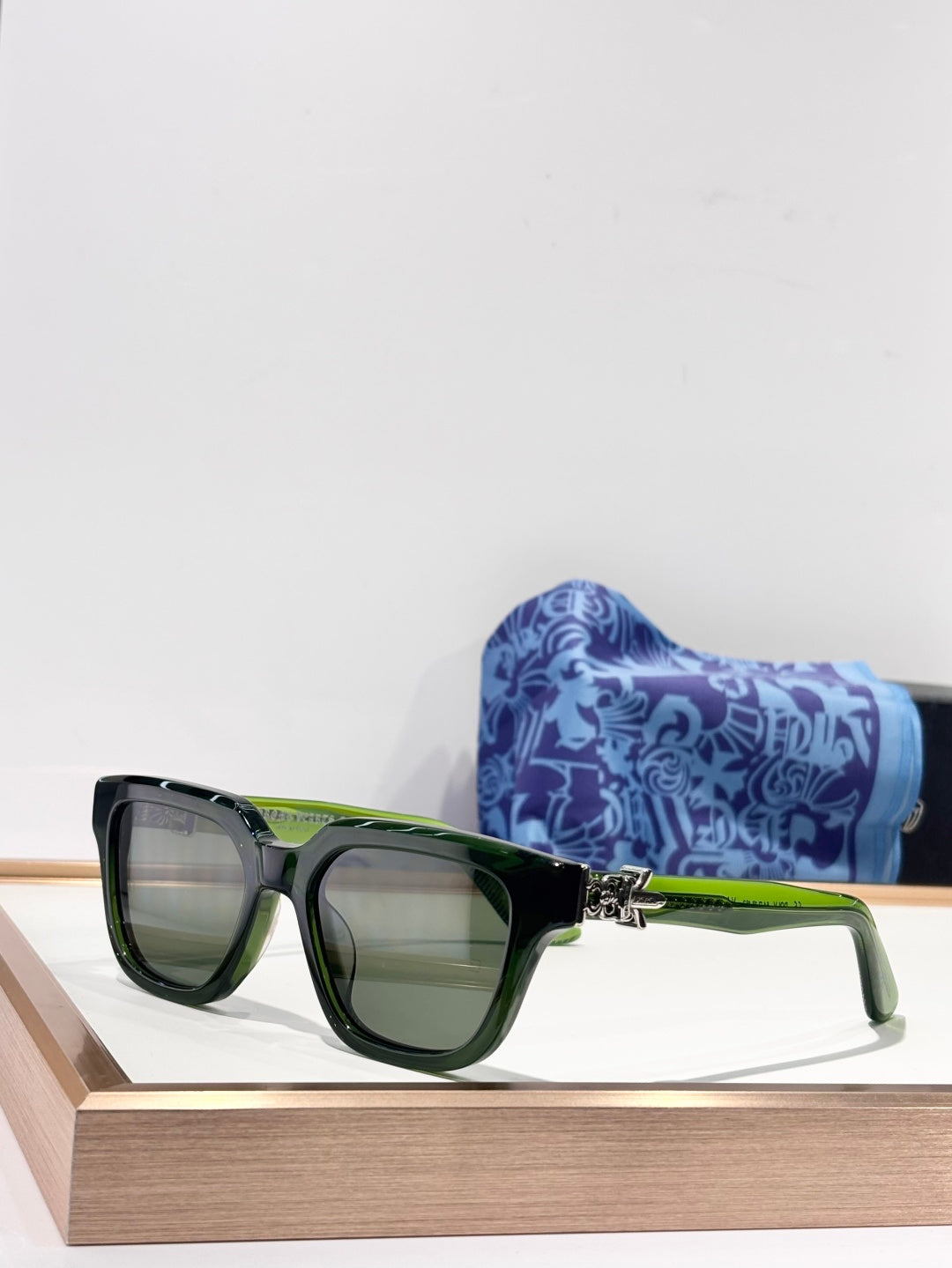 Chrome Hearts Sunglasses-VAGILLIONAIRE