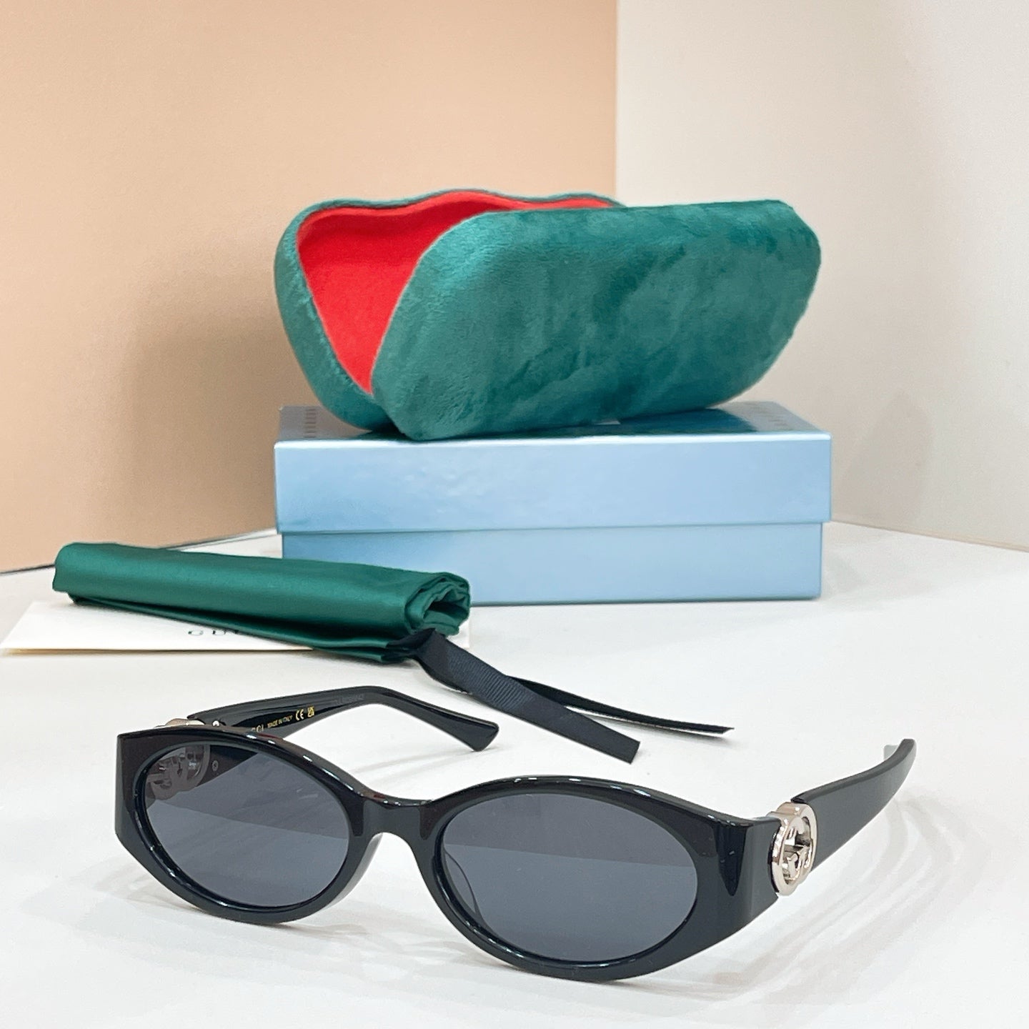GUCCI Sunglasses-GG1662SA