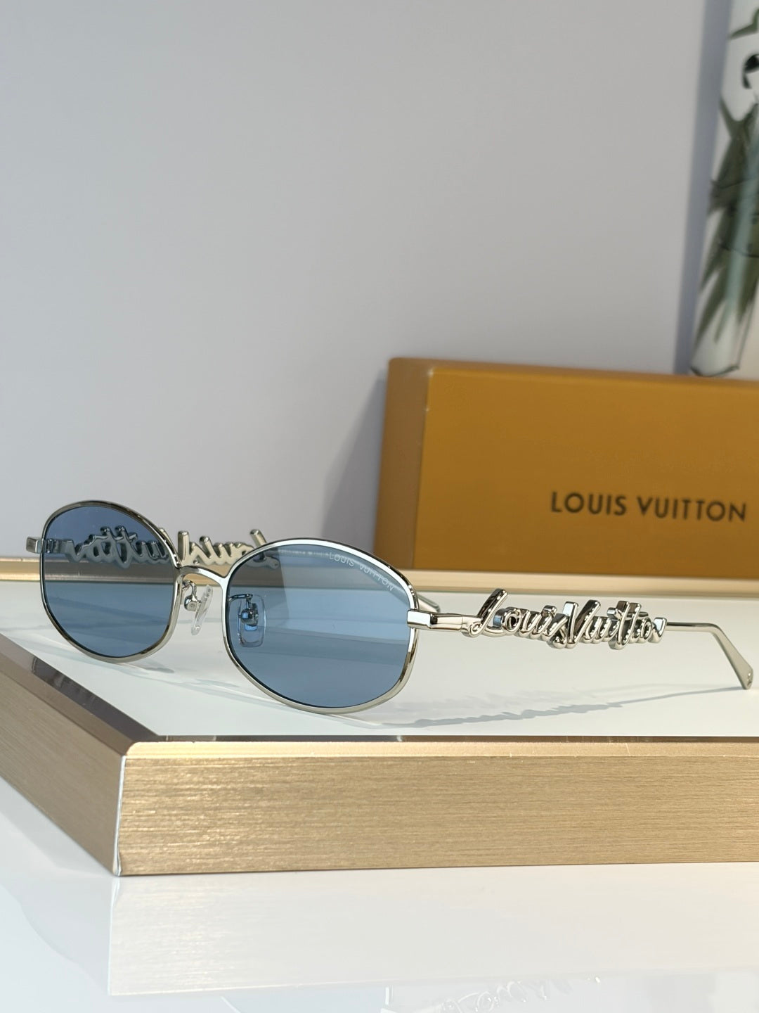 LOUIS VUITTON Sunglasses-Z3193U