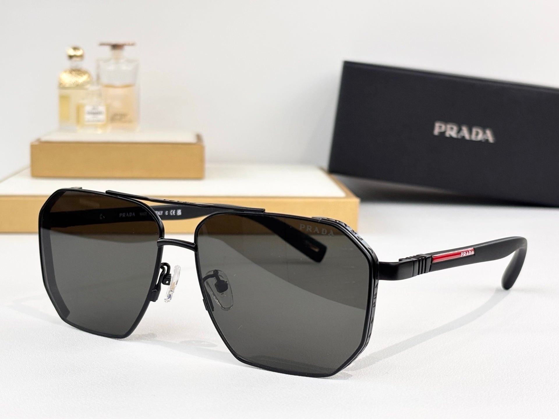PRADA Sunglasses-PR 182