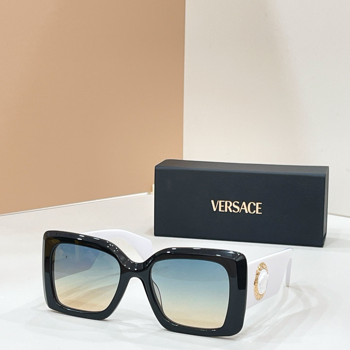 VERSACE Sunglasses-VE4702