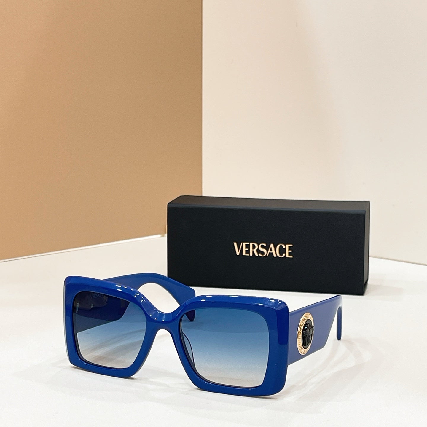 VERSACE Sunglasses-VE4702