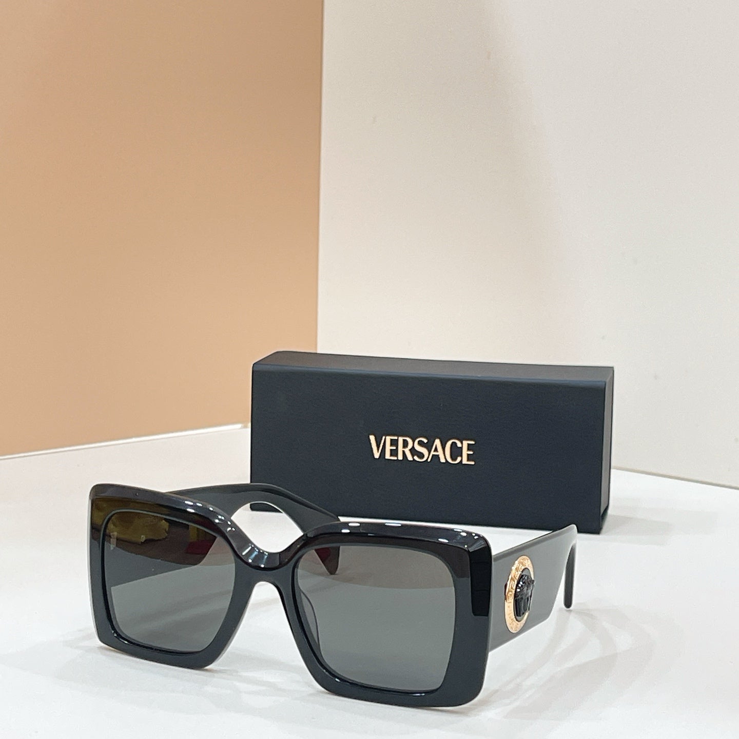 VERSACE Sunglasses-VE4702